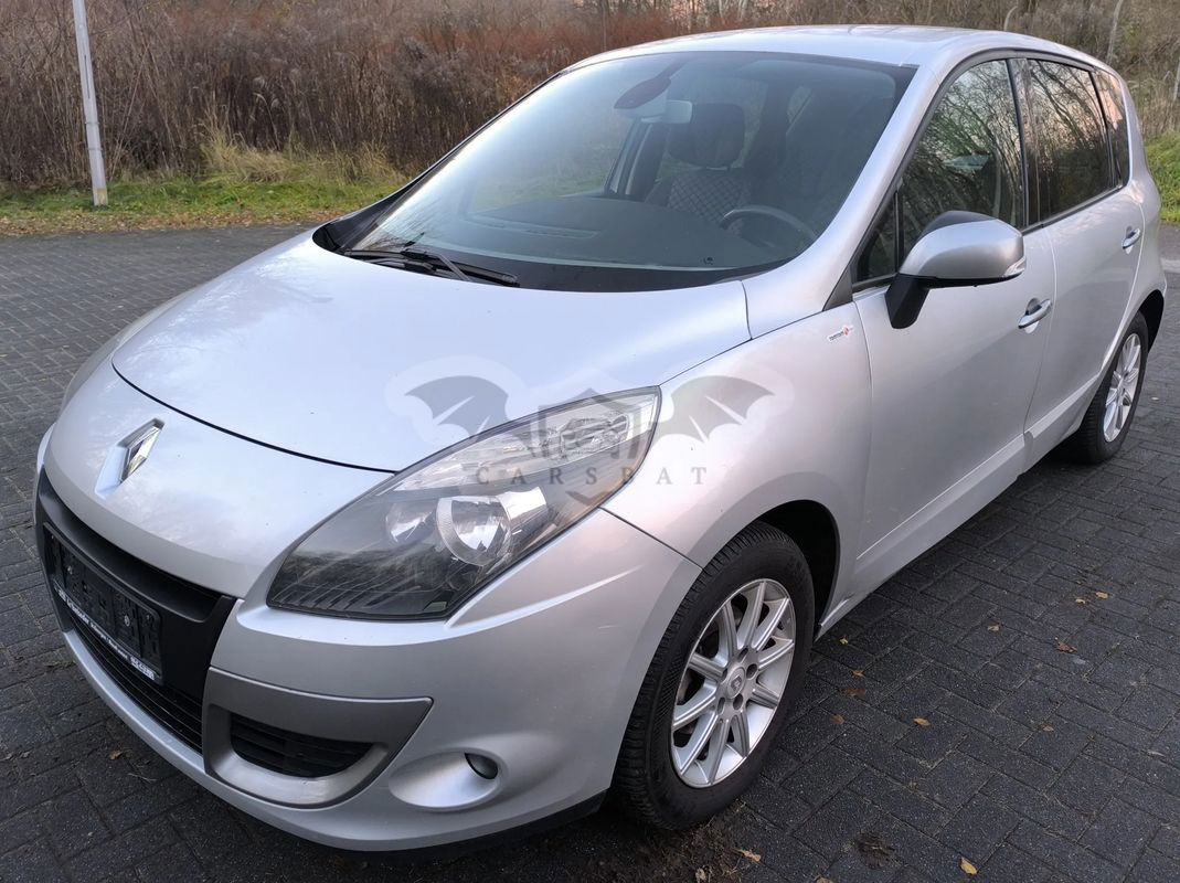 Renault Scenic III 1.6 16V 110 TomTom Edition 2010