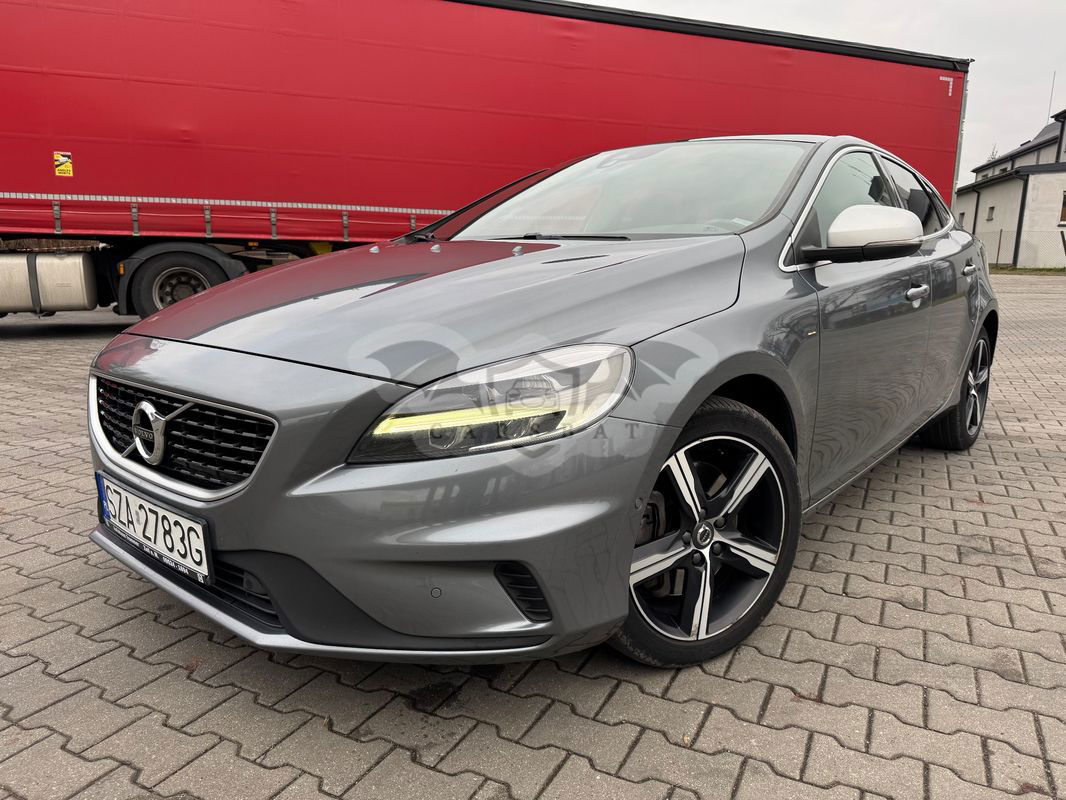 Volvo V40 II 2020