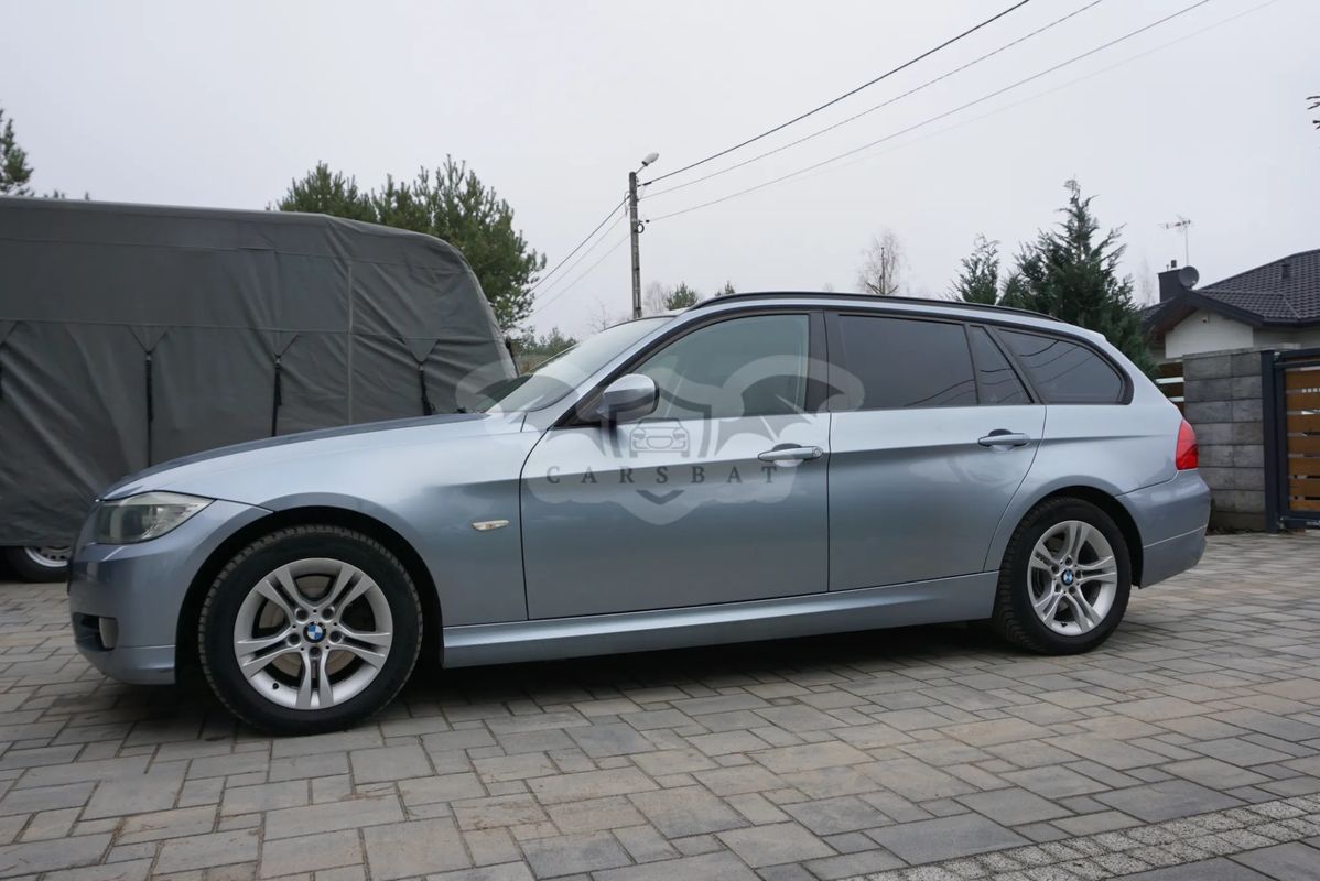 BMW 3 Series E90/E91/E92/E93 318d DPF Touring Edition Lifestyle 2010