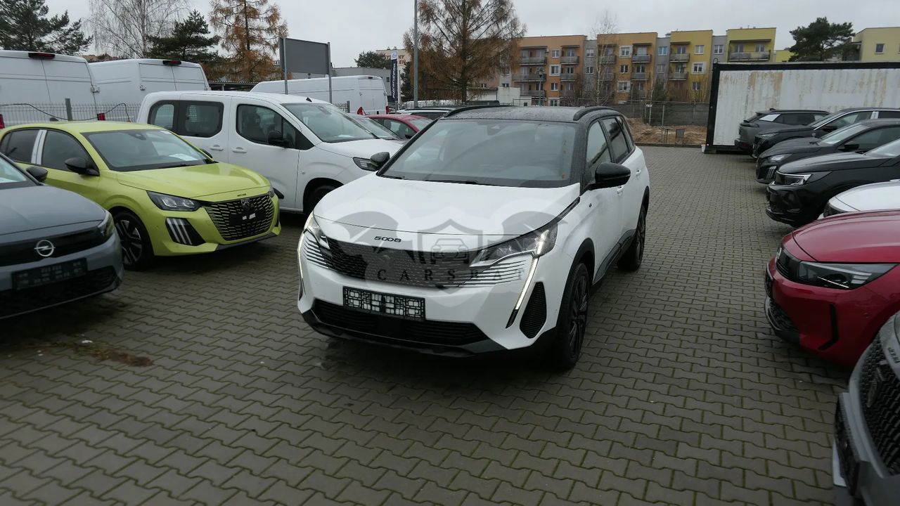 Peugeot 5008 II 1.5 BlueHDi GT Pack S&S EAT8 2024