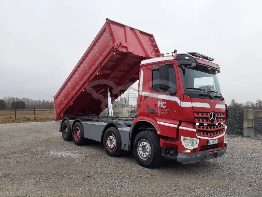 Mercedes-Benz Arocs 2015