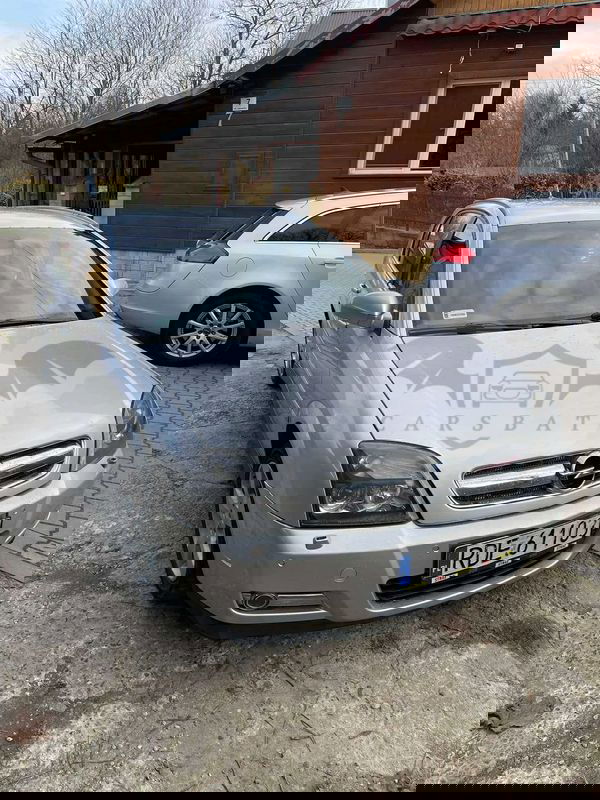 Opel Signum 2.0 T 2003