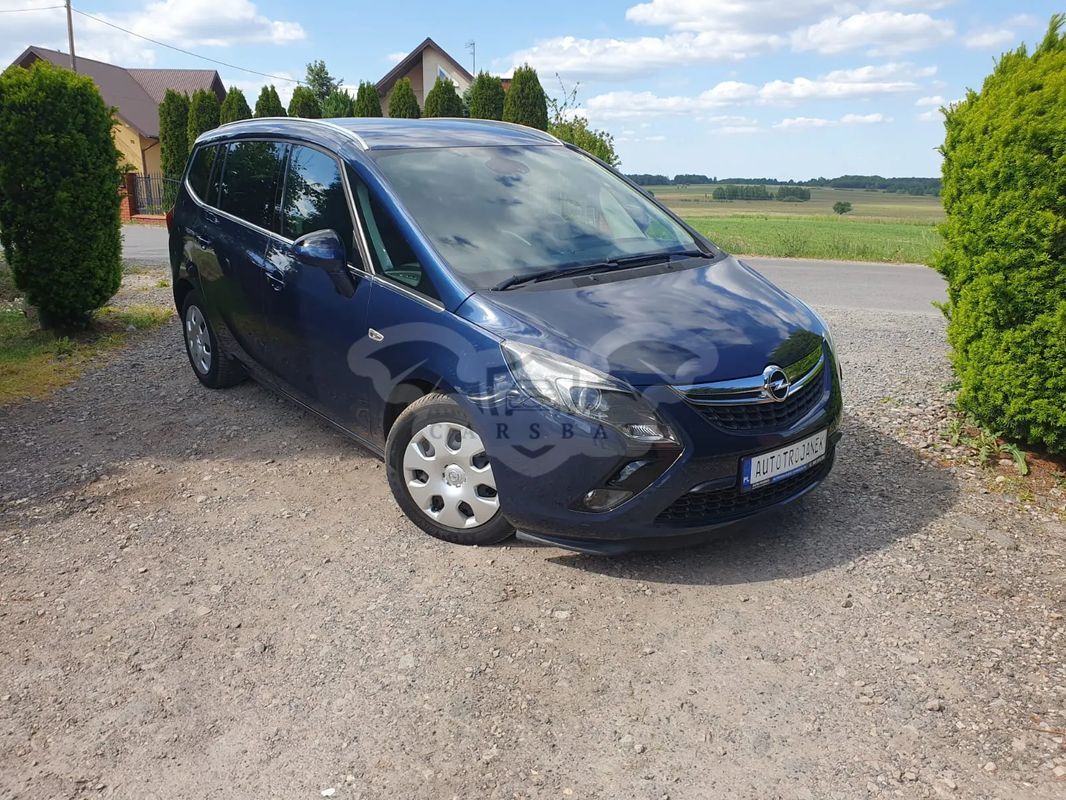 Opel Zafira C 1.4 T Enjoy 2011