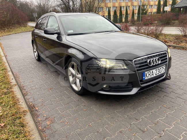 Audi A4 B8 2.0 TDI DPF S line Sportpaket 2009