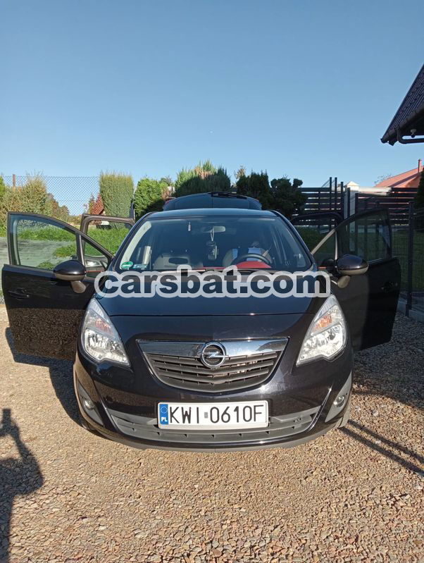 Opel Meriva II 1.4 T Cosmo 2010