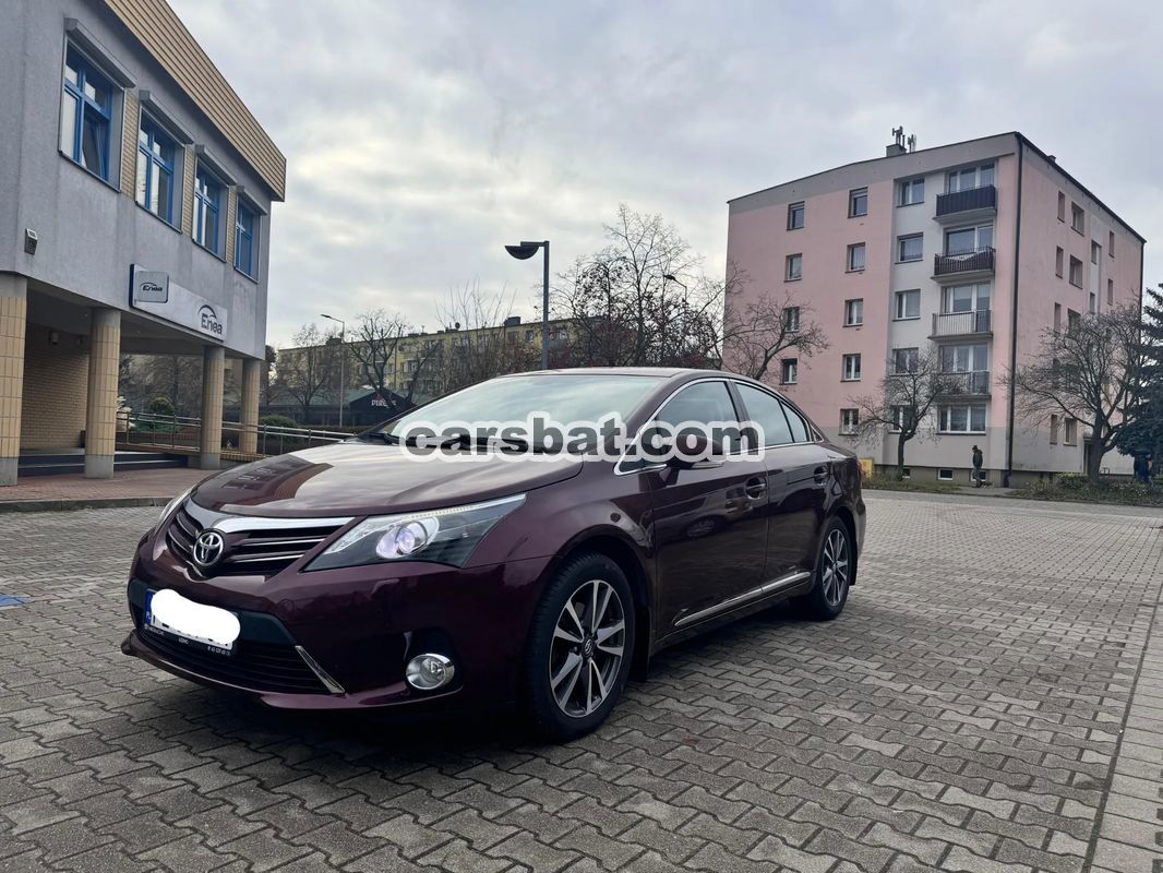 Toyota Avensis III 2.0 Premium 2012