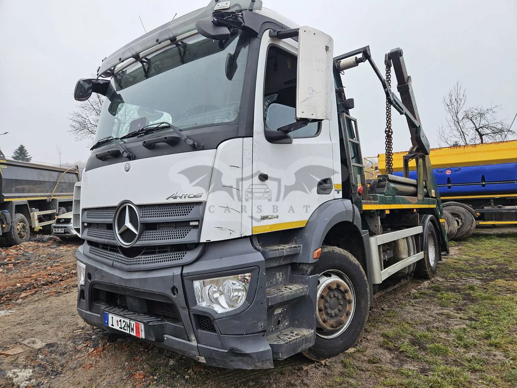 Mercedes-Benz SK 2018