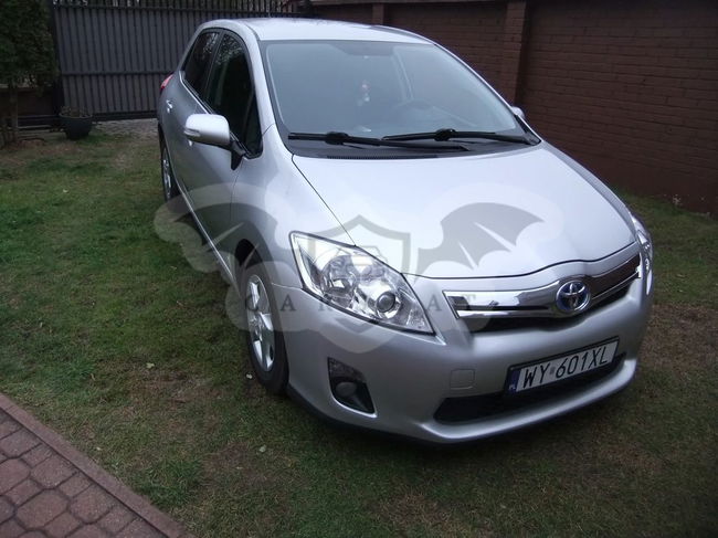 Toyota Auris I 1.4 D-4D 2010 2011