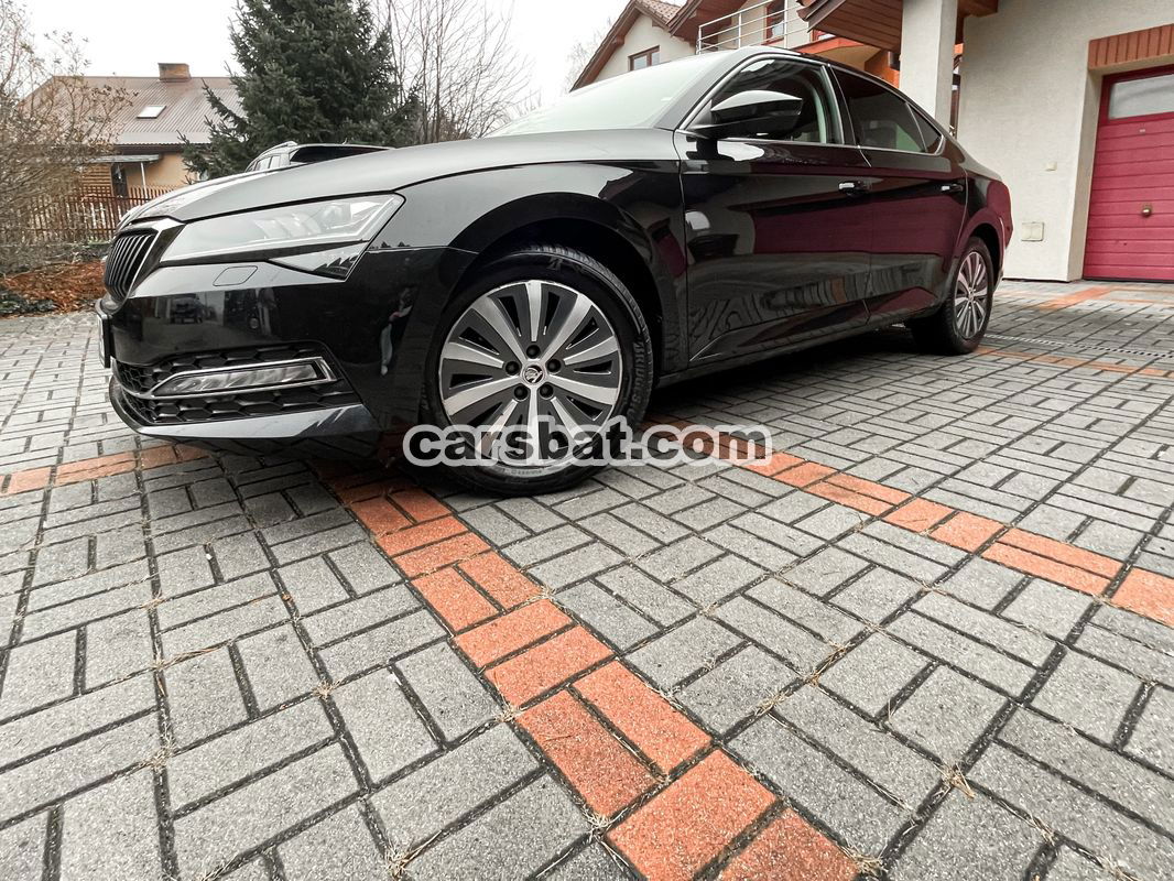 Skoda Superb III 2.0 TSI Ambition DSG 2022