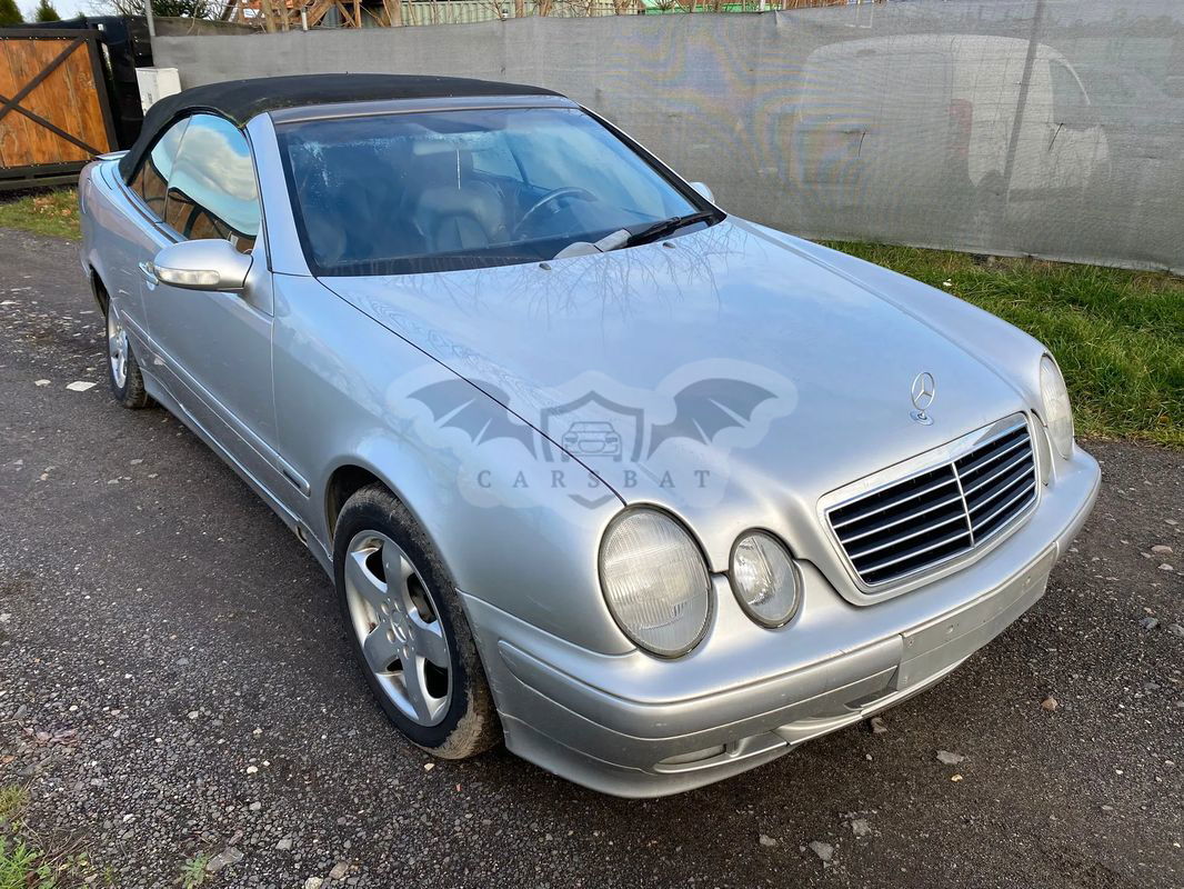 Mercedes-Benz CLK W208 2002