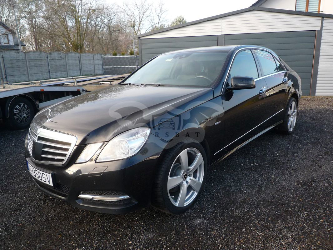 Mercedes-Benz E W212 350 CDI DPF 4Matic BlueEFFICIENCY 7G-TRONIC Avantgarde 2010