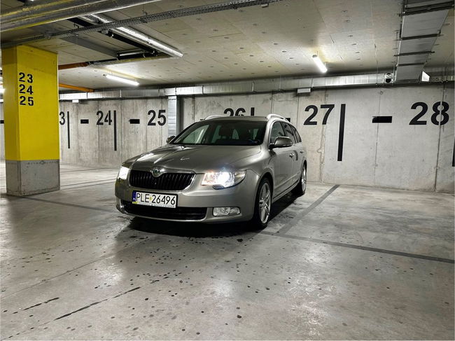 Skoda Superb II 2012