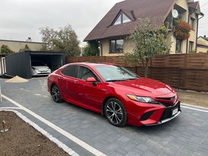 Toyota Camry 2.5 Hybrid Executive CVT 2020
