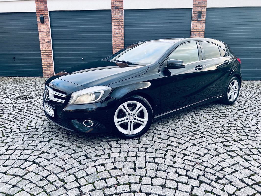 Mercedes-Benz A W176 180 CDI (BlueEFFICIENCY) 7G-DCT 2013