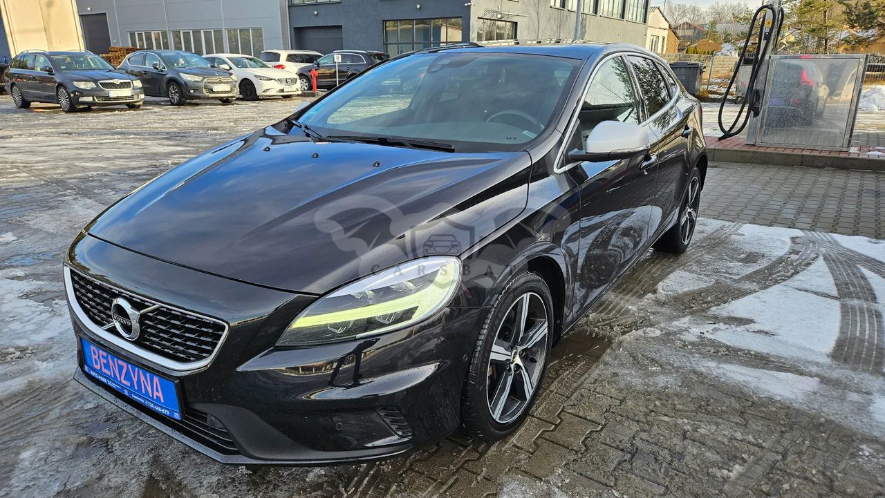 Volvo V40 II T3 Drive-E R-Design Momentum 2019