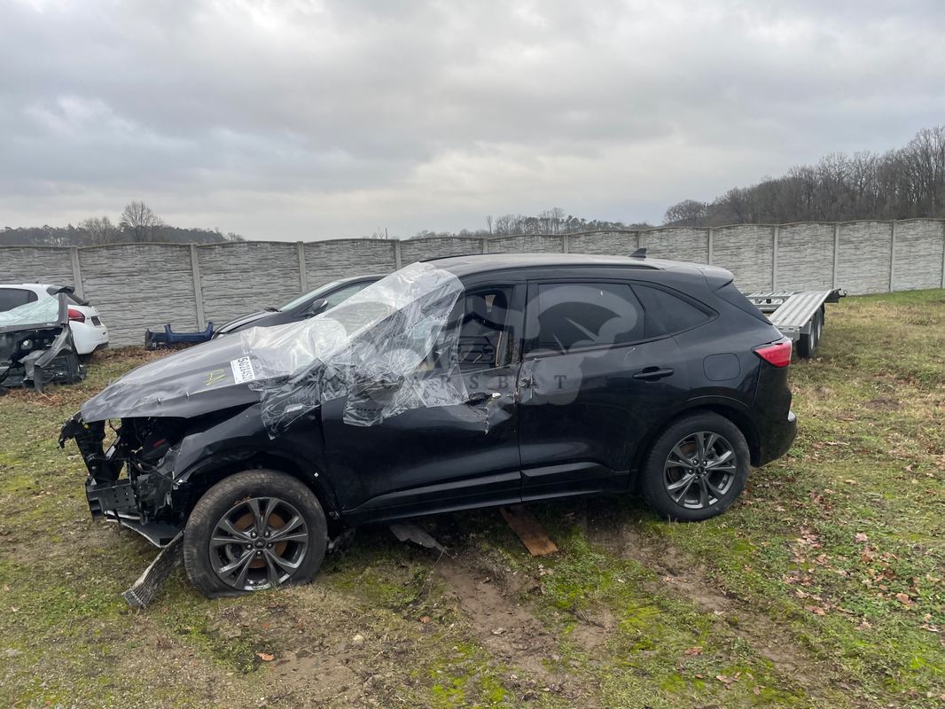 Ford Kuga III 1.5 EcoBoost ST-LINE X 2021