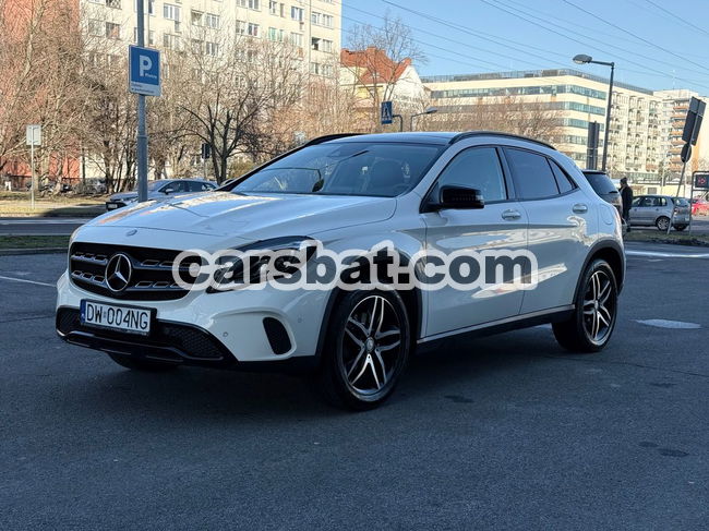 Mercedes-Benz GLA 220 4-Matic AMG Line 2017