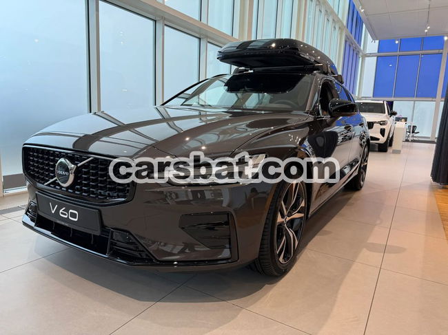 Volvo V60 II B4 B Plus Dark 2024