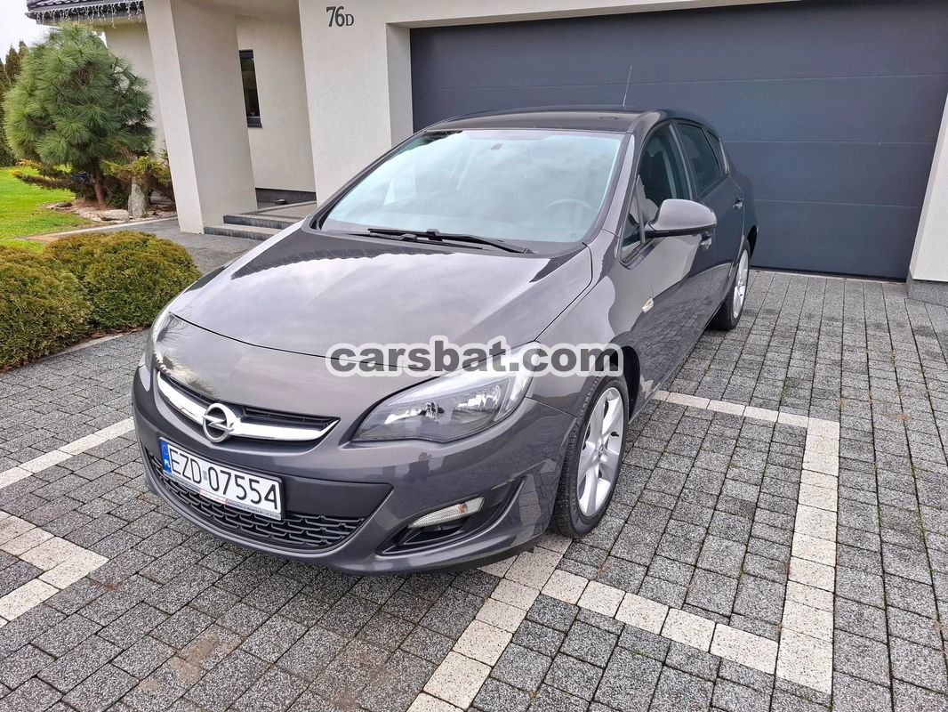 Opel Astra J 1.4 Turbo Edition 2014