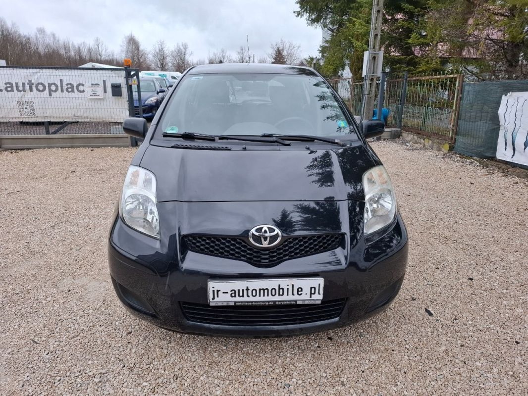 Toyota Yaris II 2009