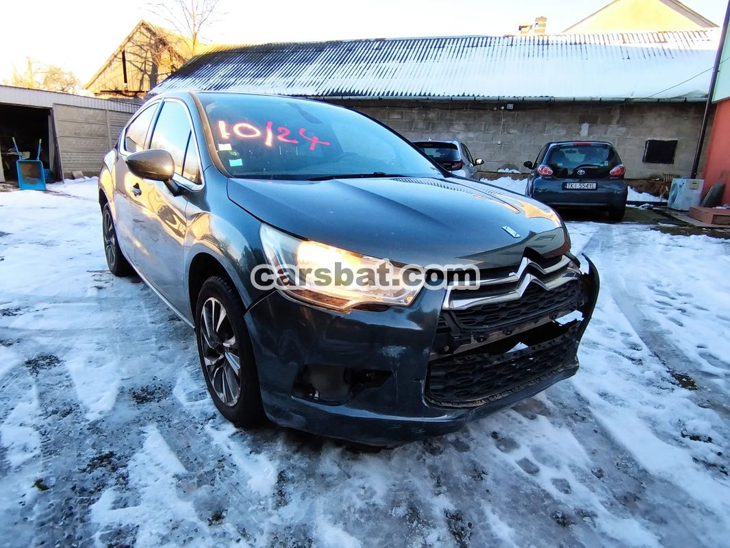 Citroën DS4 1.6 VTi SoChic 2012