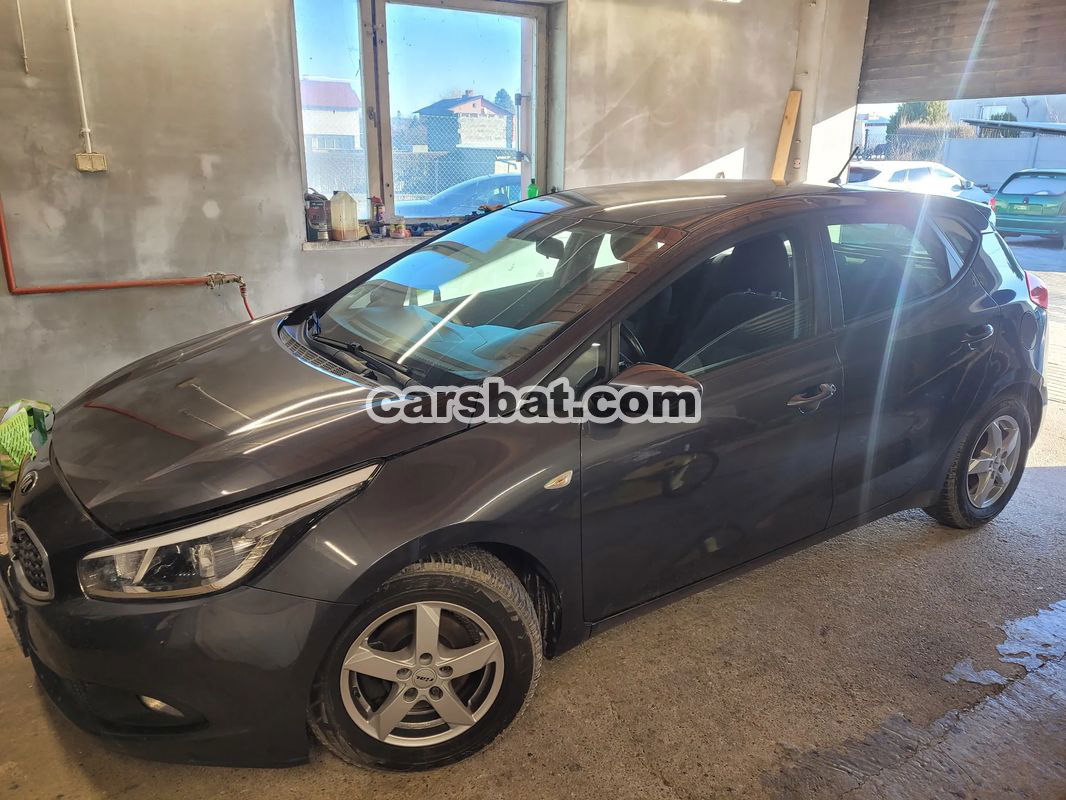 Kia Ceed II Cee'd 1.4 CRDi M 2015