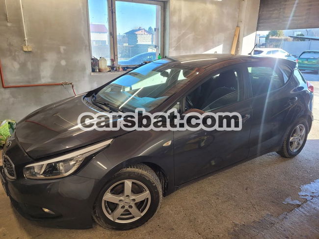 Kia Ceed II Cee'd 1.4 CRDi M 2015