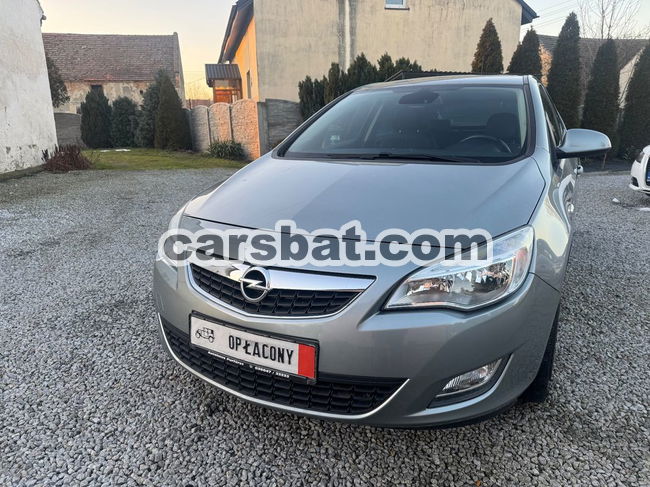 Opel Astra J 1.4 Turbo 150 Jahre 2012