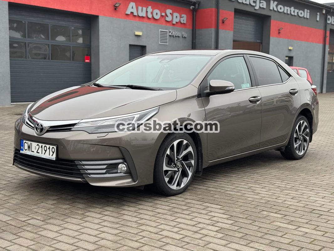 Toyota Corolla Seria E16 2017