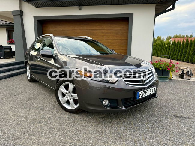 Honda Accord VIII Tourer 2.0 Lifestyle 2011