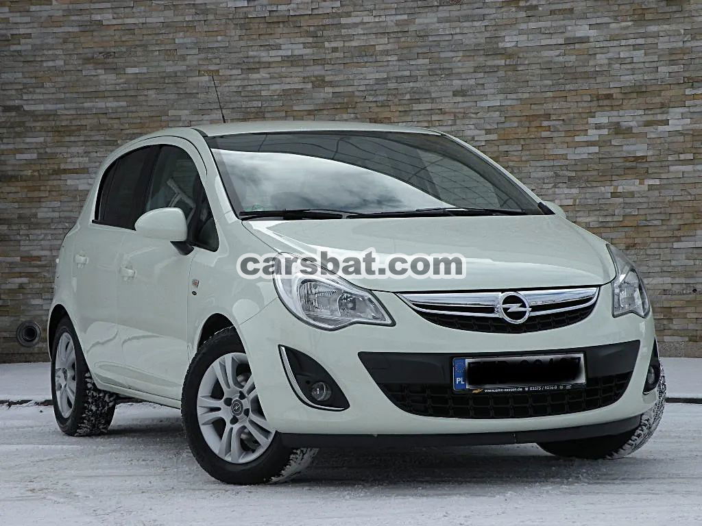 Opel Corsa D 1.4 16V Satellite 2012