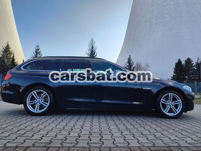 BMW 5 Series F10/F11 520d Touring 2011