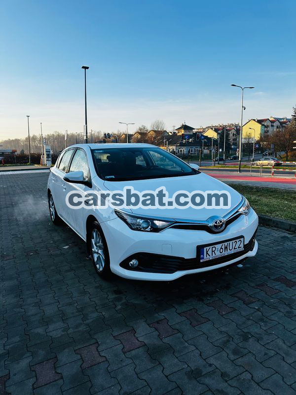 Toyota Auris II Hybrid 135 Premium 2017