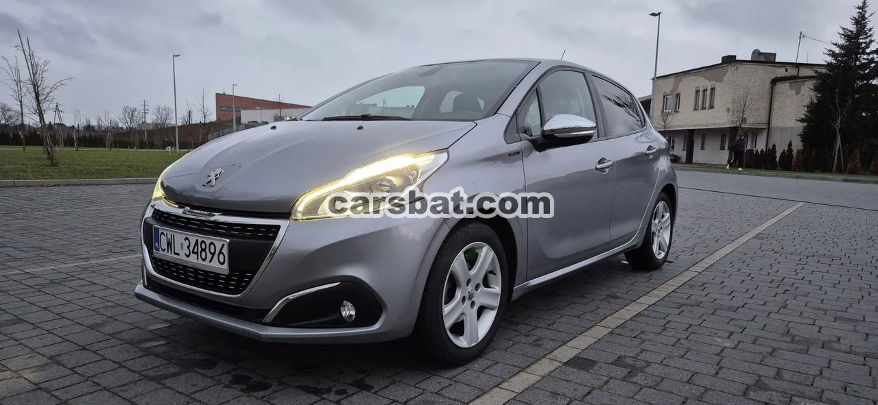 Peugeot 208 I PureTech 82 Stop & Start Signature 2019