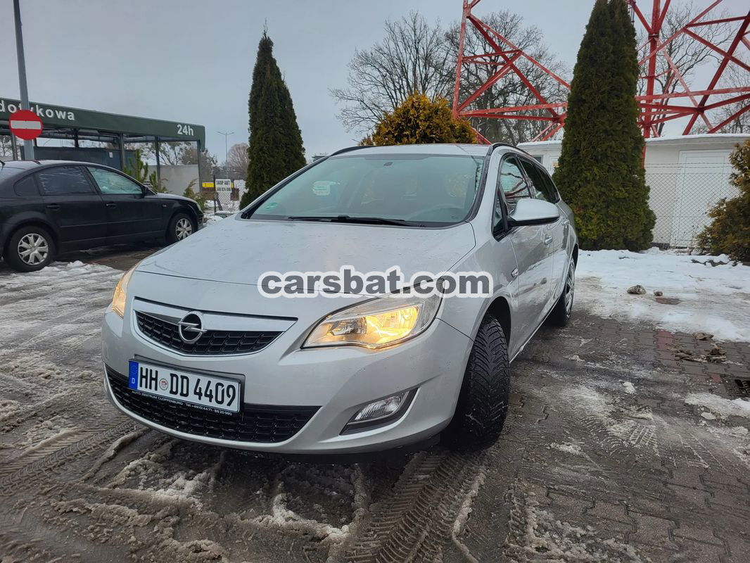 Opel Astra J 1.7 CDTI DPF Active 2012