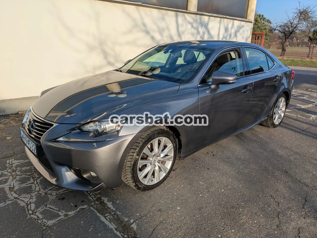 Lexus IS III 300h 2014