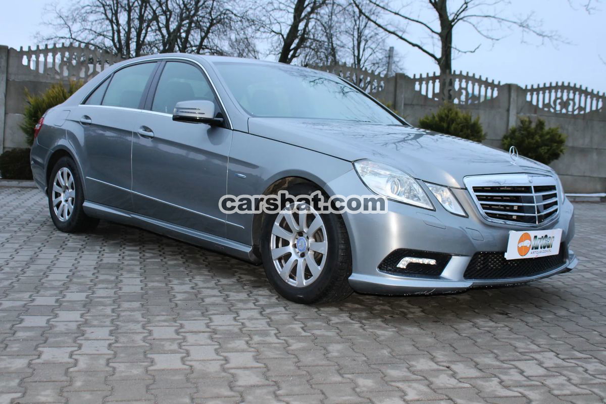 Mercedes-Benz E W212 250 CDI DPF BlueEFFICIENCY Automatik Avantgarde 2009