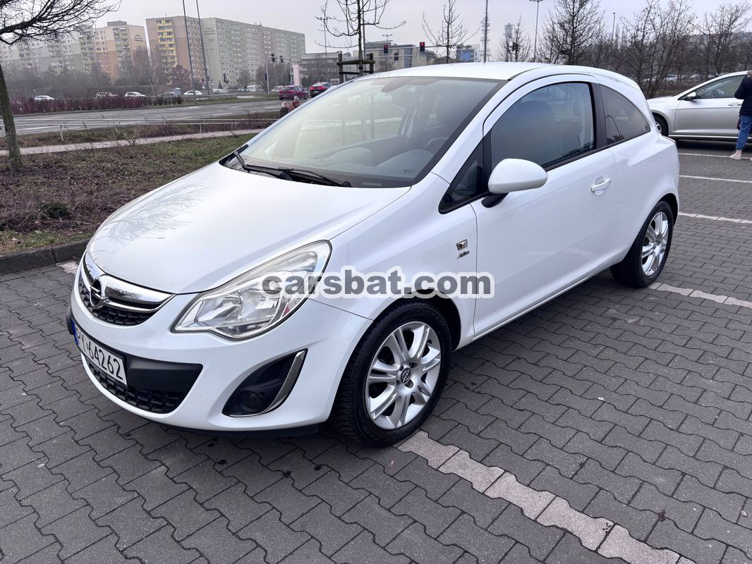 Opel Corsa D 1.4 16V Active 2013