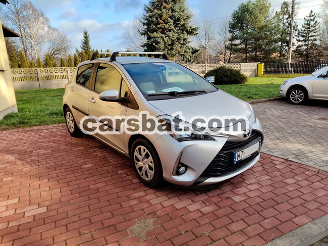 Toyota Yaris IV 1.5 Premium 2020