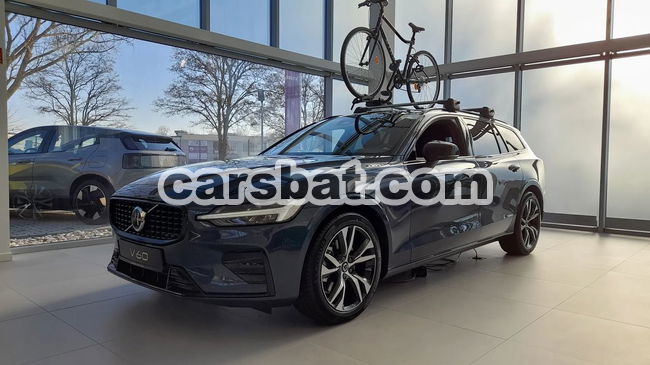 Volvo V60 II B4 B Plus Dark 2024