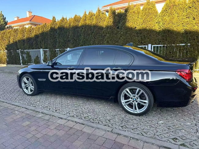 BMW 7 Series F01 750Li xDrive 2013