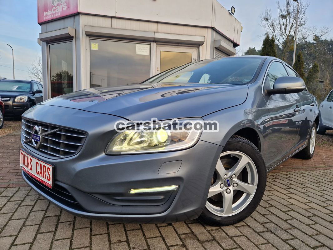 Volvo S60 II D2 Drive-E Momentum 2016