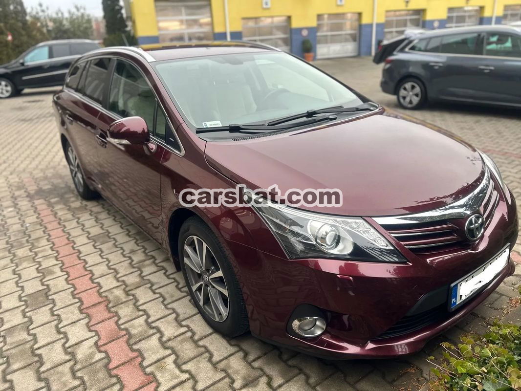 Toyota Avensis III 2.0 D-4D Premium 2012