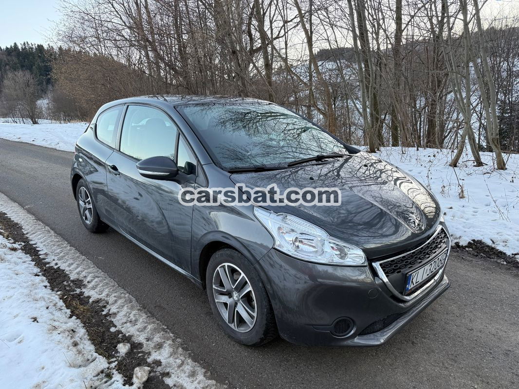 Peugeot 208 I 1.4 HDi Access 2013