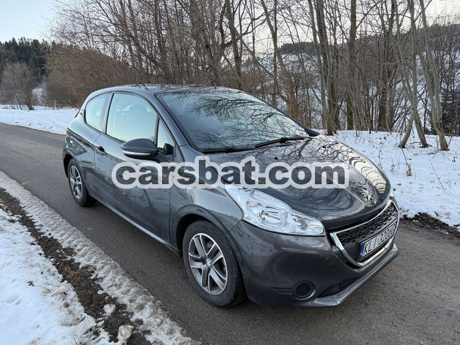 Peugeot 208 I 1.4 HDi Access 2013