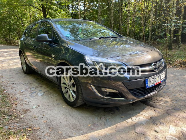 Opel Astra J 1.7 CDTI DPF Sports Tourer Active 2013