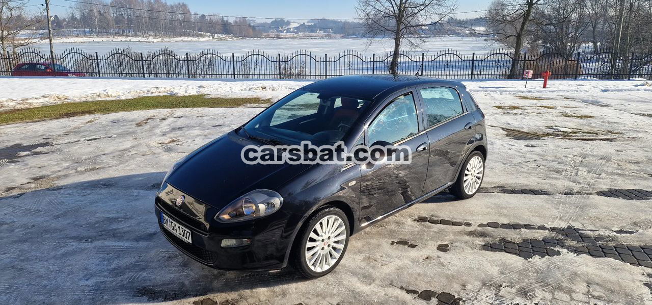 Fiat Punto 1.4 8V Dynamic 2012