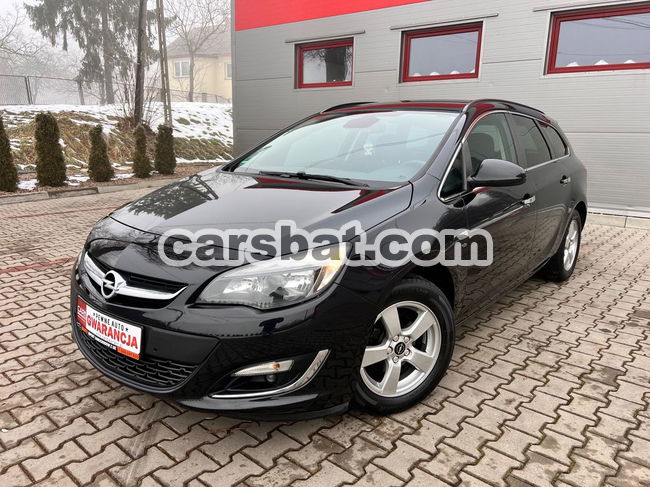 Opel Astra J IV 1.4 T Active 2013