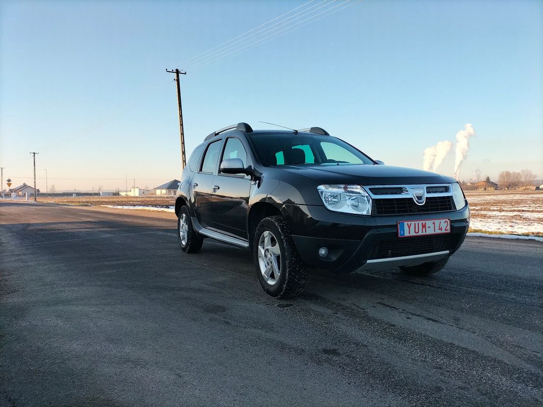 Dacia Duster I 1.6 16V 4x2 Ambiance 2010