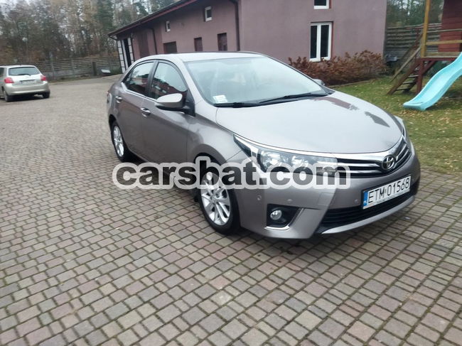 Toyota Corolla Seria E16 1.6 Luna 2013